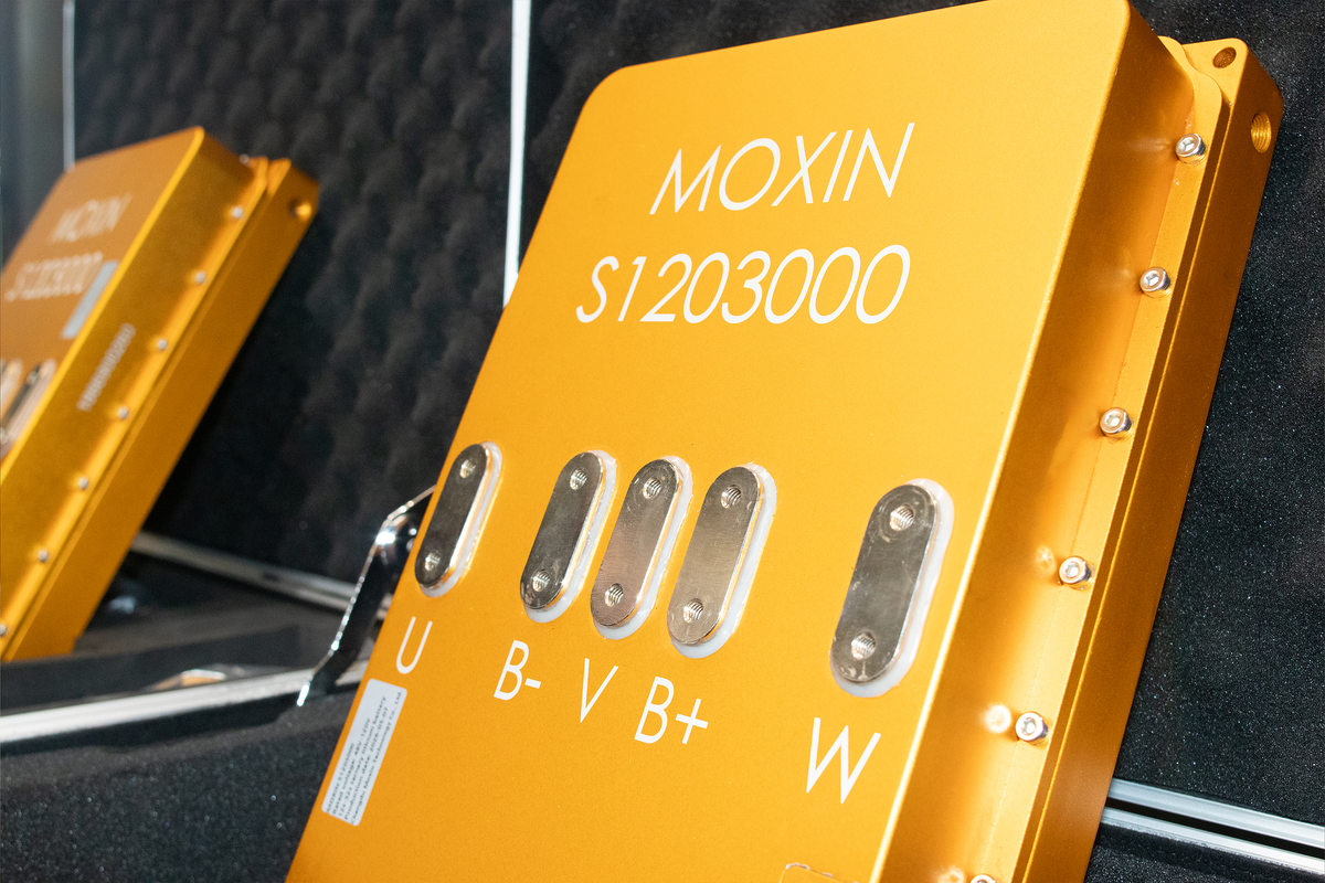 Moxin 1203000 Controller